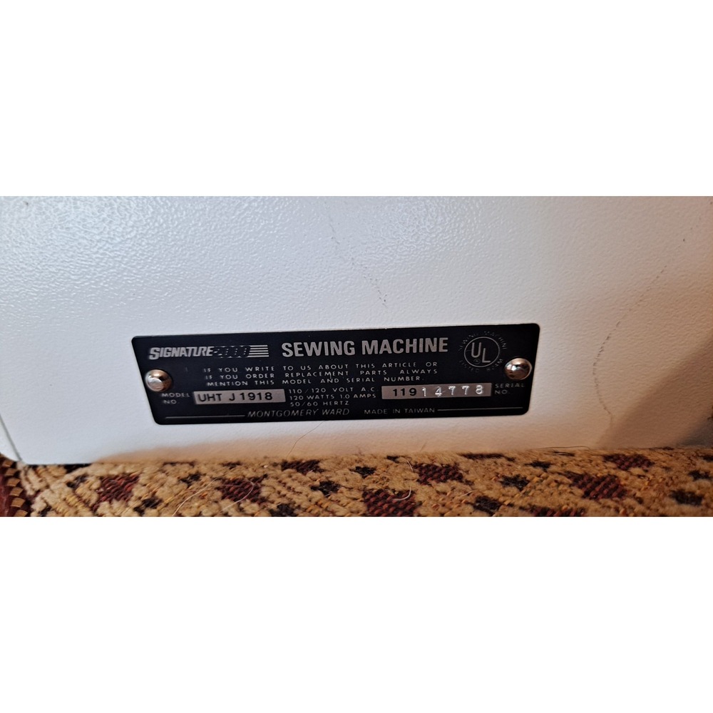 Signature Sewing Machine Accessory Compartment 14778 Replacement Part - Picture 6 of 6
